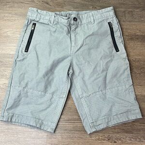 Art Class Boys Green/Grey Shorts with Zipper Pockets, adjustable waist, size 14